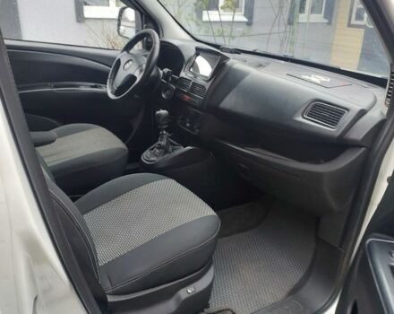 Білий Опель Кампо, об'ємом двигуна 1.6 л та пробігом 207 тис. км за 7600 $, фото 9 на Automoto.ua