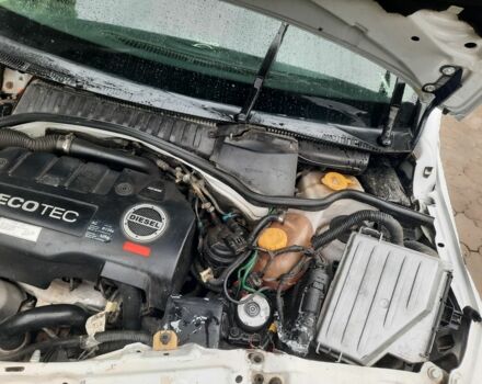 Белый Опель Кампо, объемом двигателя 3 л и пробегом 250 тыс. км за 2350 $, фото 13 на Automoto.ua