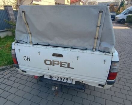 Белый Опель Кампо, объемом двигателя 3.1 л и пробегом 211 тыс. км за 3810 $, фото 12 на Automoto.ua