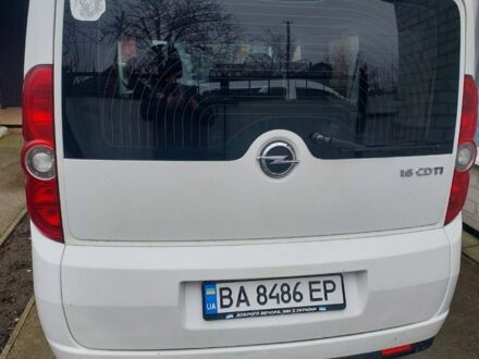 Білий Опель Кампо, об'ємом двигуна 1.6 л та пробігом 207 тис. км за 7600 $, фото 1 на Automoto.ua
