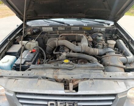 Серый Опель Кампо, объемом двигателя 2.5 л и пробегом 286 тыс. км за 3300 $, фото 9 на Automoto.ua