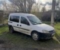 Белый Опель Комбо груз.-пасс., объемом двигателя 1.7 л и пробегом 266 тыс. км за 2341 $, фото 1 на Automoto.ua