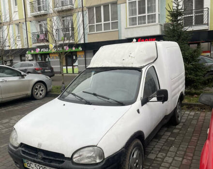 Белый Опель Комбо груз.-пасс., объемом двигателя 0 л и пробегом 250 тыс. км за 700 $, фото 1 на Automoto.ua