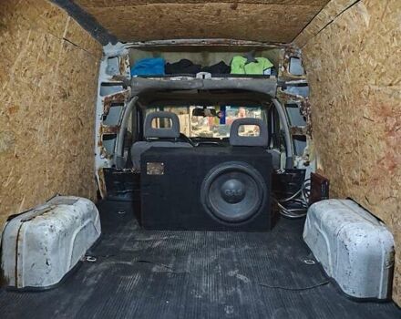 Білий Опель Комбо вант.-пас., об'ємом двигуна 1.39 л та пробігом 150 тис. км за 2000 $, фото 8 на Automoto.ua