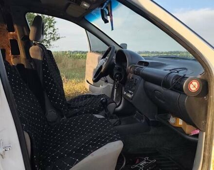 Білий Опель Комбо вант.-пас., об'ємом двигуна 1.39 л та пробігом 150 тис. км за 2000 $, фото 9 на Automoto.ua