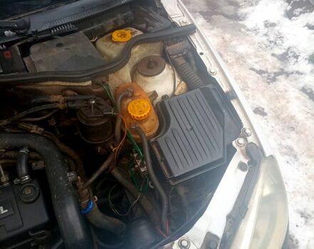 Белый Опель Комбо груз.-пасс., объемом двигателя 1.7 л и пробегом 0 тыс. км за 2500 $, фото 7 на Automoto.ua