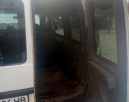 Белый Опель Комбо груз.-пасс., объемом двигателя 1.7 л и пробегом 0 тыс. км за 2500 $, фото 5 на Automoto.ua