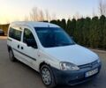 Белый Опель Комбо груз.-пасс., объемом двигателя 1.7 л и пробегом 315 тыс. км за 1699 $, фото 6 на Automoto.ua