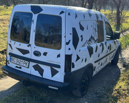 Белый Опель Комбо груз.-пасс., объемом двигателя 1.69 л и пробегом 500 тыс. км за 2500 $, фото 6 на Automoto.ua