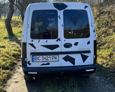 Белый Опель Комбо груз.-пасс., объемом двигателя 1.69 л и пробегом 500 тыс. км за 2500 $, фото 5 на Automoto.ua