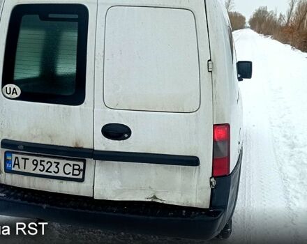 Белый Опель Комбо груз.-пасс., объемом двигателя 1.7 л и пробегом 430 тыс. км за 2400 $, фото 1 на Automoto.ua