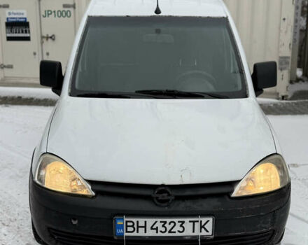 Білий Опель Комбо вант.-пас., об'ємом двигуна 1.69 л та пробігом 412 тис. км за 2950 $, фото 1 на Automoto.ua