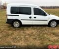Белый Опель Комбо груз.-пасс., объемом двигателя 17 л и пробегом 300 тыс. км за 3800 $, фото 3 на Automoto.ua