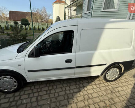 Белый Опель Комбо груз.-пасс., объемом двигателя 1.6 л и пробегом 219 тыс. км за 3999 $, фото 7 на Automoto.ua