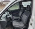 Білий Опель Комбо вант.-пас., об'ємом двигуна 1.3 л та пробігом 303 тис. км за 1850 $, фото 4 на Automoto.ua