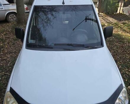 Белый Опель Комбо груз.-пасс., объемом двигателя 1.25 л и пробегом 182 тыс. км за 3500 $, фото 2 на Automoto.ua