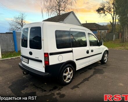 Белый Опель Комбо груз.-пасс., объемом двигателя 1.6 л и пробегом 150 тыс. км за 3650 $, фото 3 на Automoto.ua