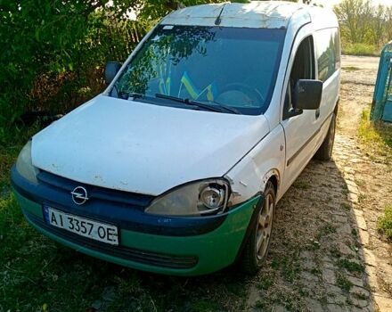 Белый Опель Комбо груз.-пасс., объемом двигателя 1.7 л и пробегом 0 тыс. км за 1750 $, фото 4 на Automoto.ua