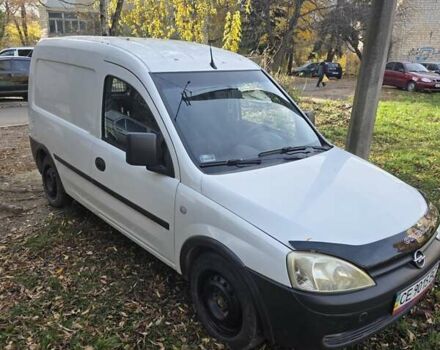 Белый Опель Комбо груз.-пасс., объемом двигателя 1.25 л и пробегом 182 тыс. км за 3500 $, фото 1 на Automoto.ua
