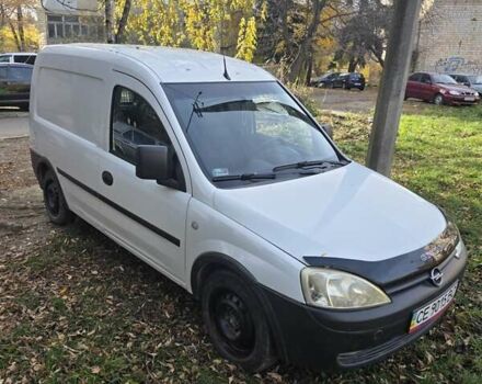 Белый Опель Комбо груз.-пасс., объемом двигателя 1.25 л и пробегом 182 тыс. км за 3500 $, фото 9 на Automoto.ua