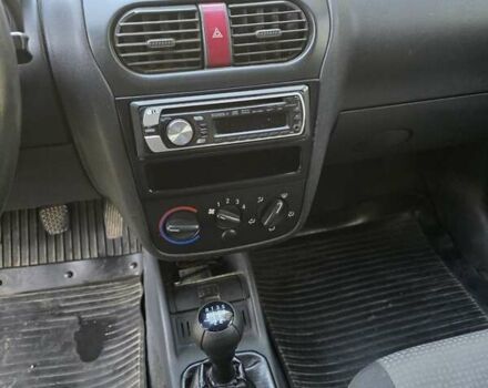 Белый Опель Комбо груз.-пасс., объемом двигателя 1.25 л и пробегом 182 тыс. км за 3500 $, фото 12 на Automoto.ua