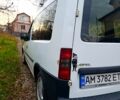 Белый Опель Комбо груз.-пасс., объемом двигателя 1.2 л и пробегом 410 тыс. км за 3500 $, фото 2 на Automoto.ua