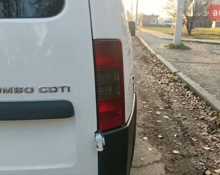 Білий Опель Комбо вант.-пас., об'ємом двигуна 1.25 л та пробігом 426 тис. км за 3999 $, фото 13 на Automoto.ua