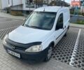 Белый Опель Комбо груз.-пасс., объемом двигателя 1.3 л и пробегом 275 тыс. км за 3500 $, фото 1 на Automoto.ua