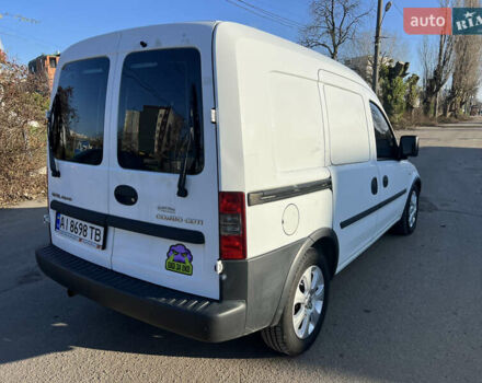 Білий Опель Комбо вант.-пас., об'ємом двигуна 1.25 л та пробігом 220 тис. км за 3500 $, фото 8 на Automoto.ua