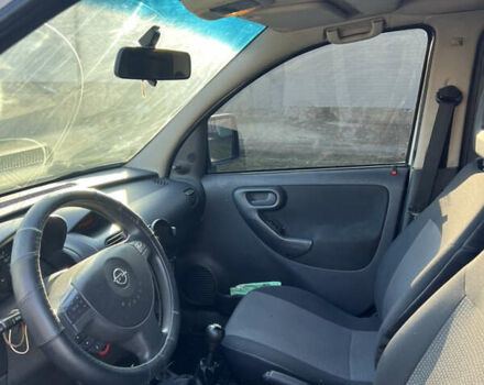 Білий Опель Комбо вант.-пас., об'ємом двигуна 1.25 л та пробігом 220 тис. км за 3500 $, фото 4 на Automoto.ua