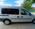 Белый Опель Комбо груз.-пасс., объемом двигателя 1.2 л и пробегом 168 тыс. км за 4500 $, фото 2 на Automoto.ua