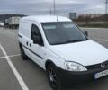 Белый Опель Комбо груз.-пасс., объемом двигателя 1.2 л и пробегом 154 тыс. км за 3800 $, фото 2 на Automoto.ua