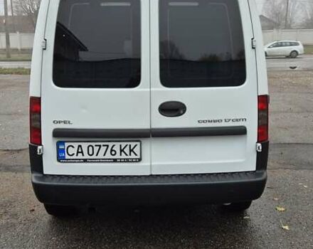 Білий Опель Комбо вант.-пас., об'ємом двигуна 1.69 л та пробігом 232 тис. км за 3750 $, фото 5 на Automoto.ua