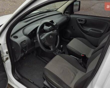 Білий Опель Комбо вант.-пас., об'ємом двигуна 1.69 л та пробігом 232 тис. км за 3750 $, фото 8 на Automoto.ua