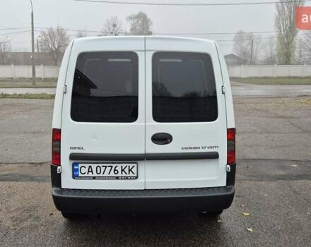 Білий Опель Комбо вант.-пас., об'ємом двигуна 1.69 л та пробігом 232 тис. км за 3750 $, фото 4 на Automoto.ua