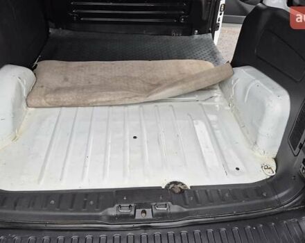 Білий Опель Комбо вант.-пас., об'ємом двигуна 1.69 л та пробігом 232 тис. км за 3750 $, фото 14 на Automoto.ua