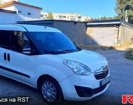 Белый Опель Комбо груз.-пасс., объемом двигателя 1.6 л и пробегом 300 тыс. км за 7400 $, фото 11 на Automoto.ua