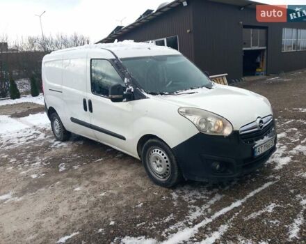 Белый Опель Комбо груз.-пасс., объемом двигателя 1.6 л и пробегом 212 тыс. км за 5999 $, фото 1 на Automoto.ua