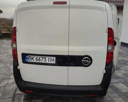 Білий Опель Комбо вант.-пас., об'ємом двигуна 1.6 л та пробігом 118 тис. км за 8500 $, фото 9 на Automoto.ua