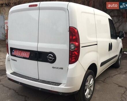 Белый Опель Комбо груз.-пасс., объемом двигателя 1.25 л и пробегом 260 тыс. км за 8900 $, фото 2 на Automoto.ua