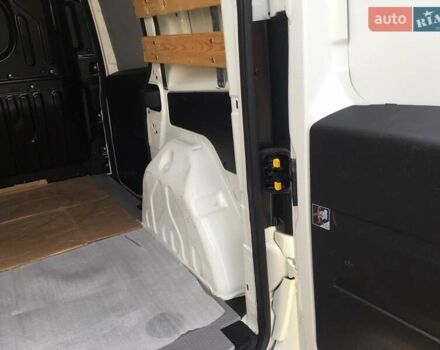 Белый Опель Комбо груз.-пасс., объемом двигателя 1.25 л и пробегом 260 тыс. км за 8900 $, фото 12 на Automoto.ua
