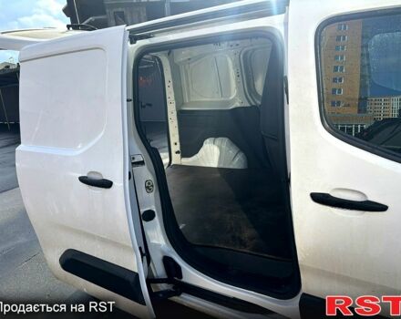 Белый Опель Комбо груз.-пасс., объемом двигателя 1.5 л и пробегом 0 тыс. км за 10900 $, фото 1 на Automoto.ua