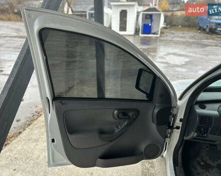 Белый Опель Комбо груз.-пасс., объемом двигателя 1.69 л и пробегом 240 тыс. км за 3200 $, фото 7 на Automoto.ua