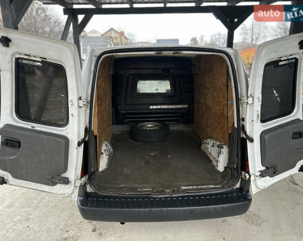 Белый Опель Комбо груз.-пасс., объемом двигателя 1.69 л и пробегом 240 тыс. км за 3200 $, фото 6 на Automoto.ua