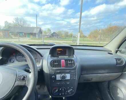 Белый Опель Комбо груз.-пасс., объемом двигателя 1.3 л и пробегом 300 тыс. км за 2600 $, фото 5 на Automoto.ua