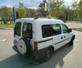 Белый Опель Комбо груз.-пасс., объемом двигателя 1.6 л и пробегом 200 тыс. км за 1850 $, фото 10 на Automoto.ua