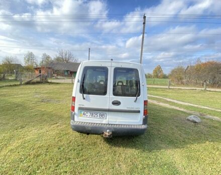 Белый Опель Комбо груз.-пасс., объемом двигателя 1.3 л и пробегом 300 тыс. км за 2600 $, фото 4 на Automoto.ua