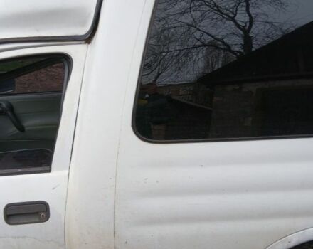 Белый Опель Комбо груз.-пасс., объемом двигателя 1.4 л и пробегом 285 тыс. км за 500 $, фото 2 на Automoto.ua