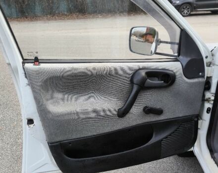 Білий Опель Комбо вант.-пас., об'ємом двигуна 0 л та пробігом 22 тис. км за 850 $, фото 17 на Automoto.ua