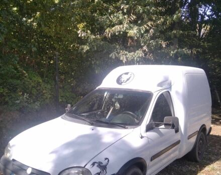 Білий Опель Комбо вант.-пас., об'ємом двигуна 1.4 л та пробігом 333 тис. км за 1600 $, фото 1 на Automoto.ua